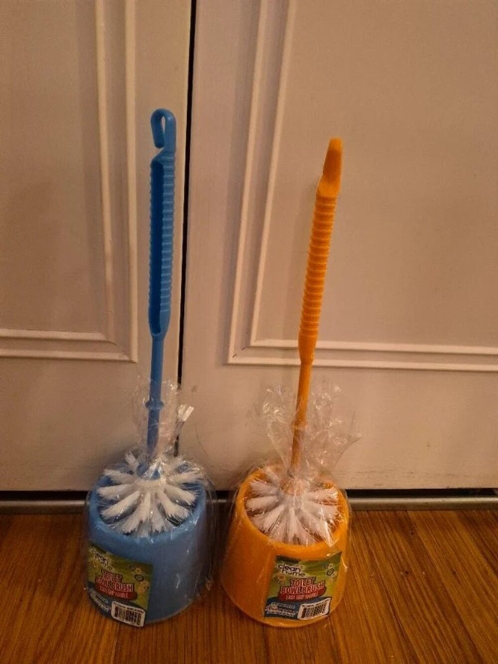 NEW-- Toilet Brushes w/ Holders
